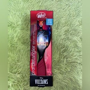 Wet Brush Pro Limited Edition Disney Evil Queen
